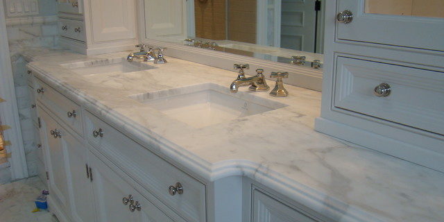Looking For Custom Bathroom Vanity Tops With Sinks In Tampa