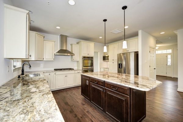 Advantages of Getting Custom Kitchen Countertops Fabrication in Tampa Bay